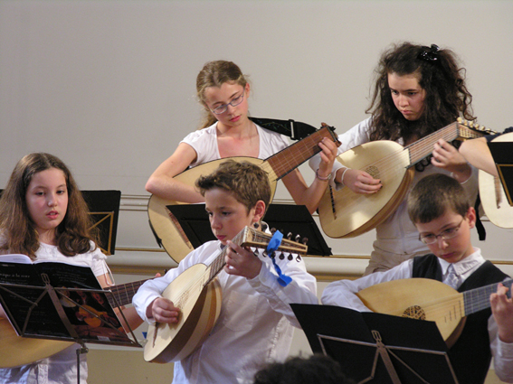 Nouvelle image10.JPG - Les jeunes élèves de Paris 9e et 14e en concert